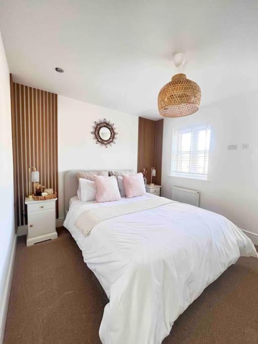 Stunning Home In Astley Tyldesley Exterior foto